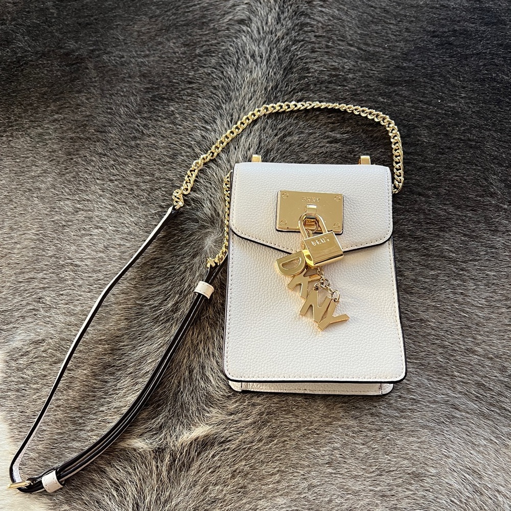 Like new DKNY Leather Crossbody